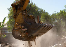 Demolition and Recycling Excavators